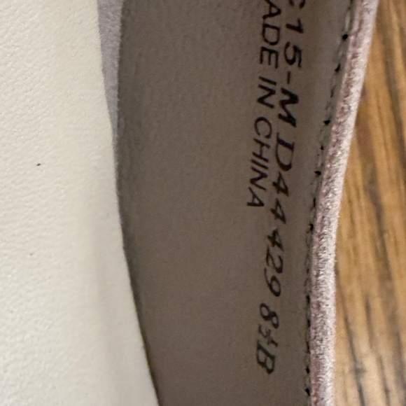 Cole Haan Selma  Pump Ankle Strap 3" heel suede 8.5 Grey - Picture 5 of 6